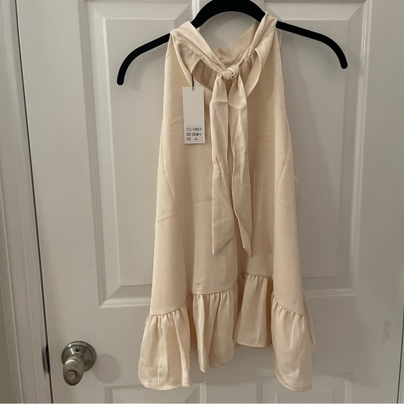NWT Strut & Bolt for Vici cream halter top with tie - Picture 4 of 16